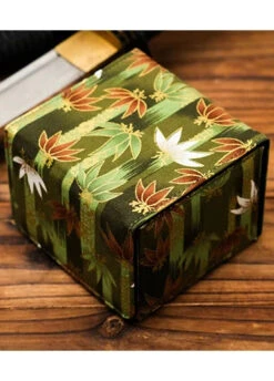 Kakapopo TCG: Deckimono Geisha Deck Box -Double Sleeveds Store kakapopo tcg deckimono geisha jade forest